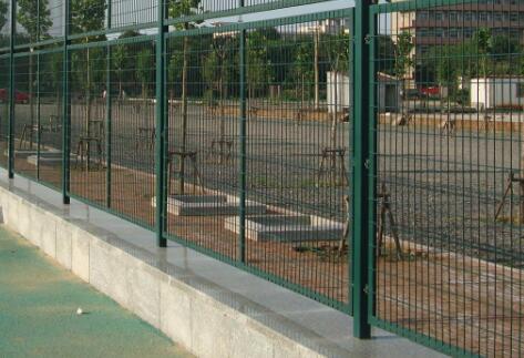 球場圍網(wǎng).jpg 球場圍網(wǎng).jpg