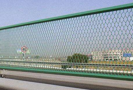 高速公路護(hù)欄網(wǎng).jpg 高速公路護(hù)欄網(wǎng).jpg