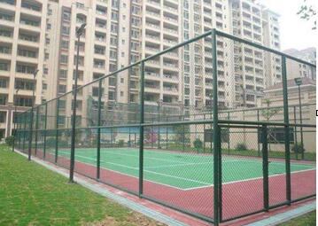 球場(chǎng)圍網(wǎng).jpg 球場(chǎng)圍網(wǎng).jpg