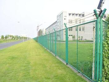 護欄網(wǎng)廠家.jpg 護欄網(wǎng)廠家.jpg