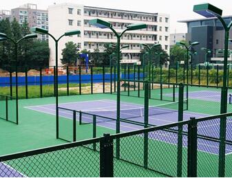 球場(chǎng)圍網(wǎng).jpg 球場(chǎng)圍網(wǎng).jpg