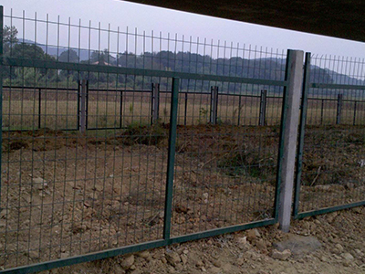 金屬?lài)鷻诰W(wǎng)